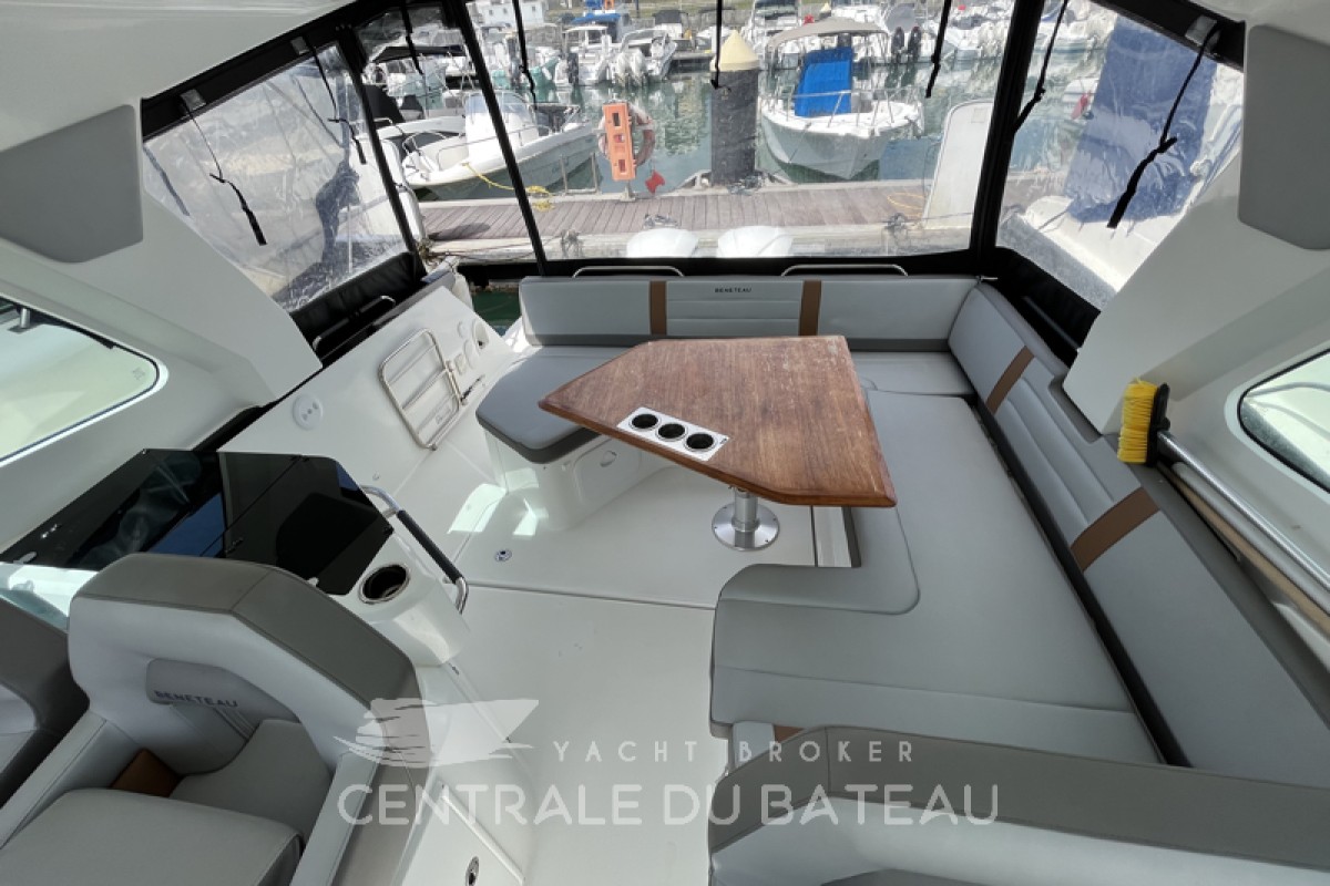 BENETEAU - GT 32 - thumbnail 4