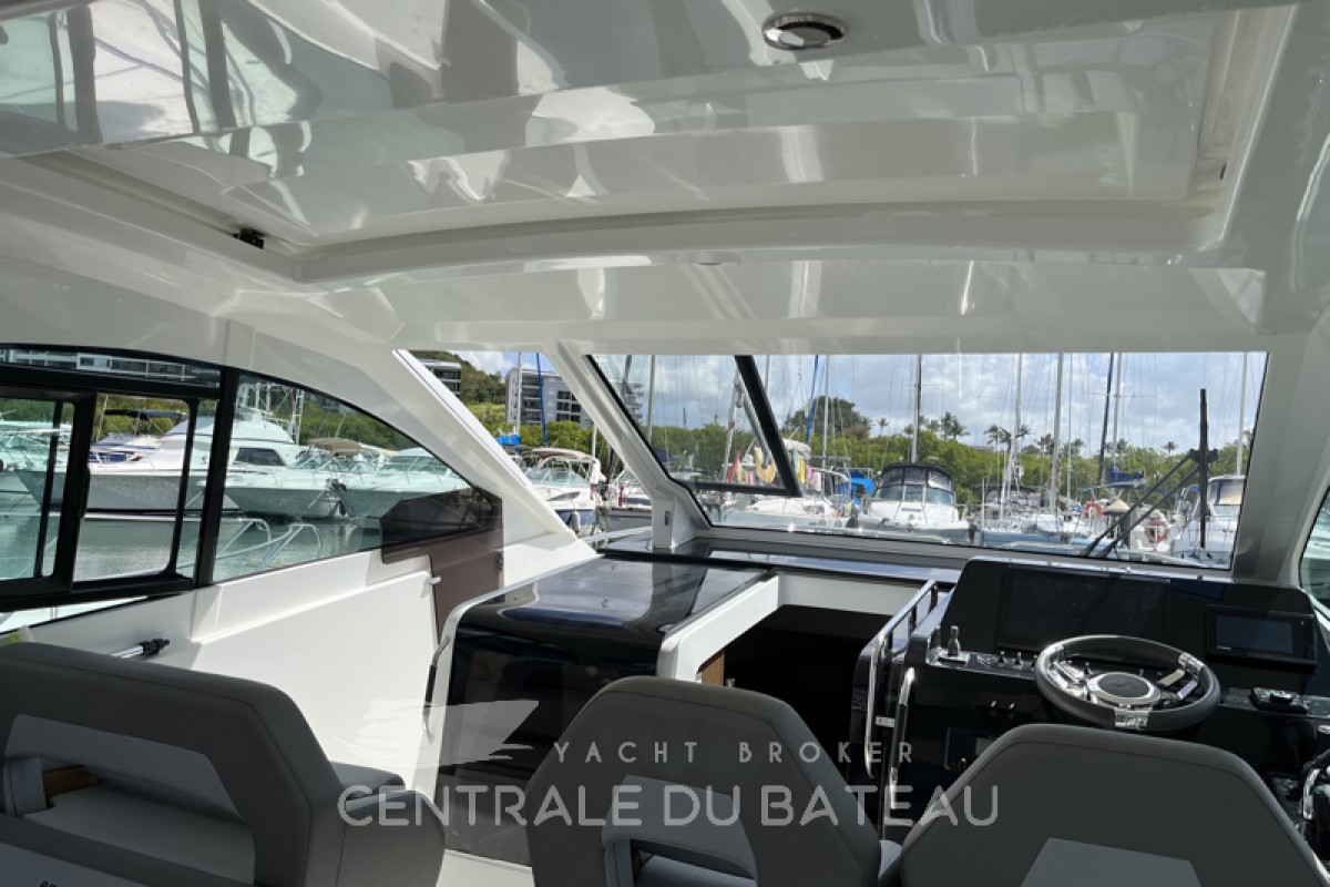 BENETEAU - GT 32 - thumbnail 11