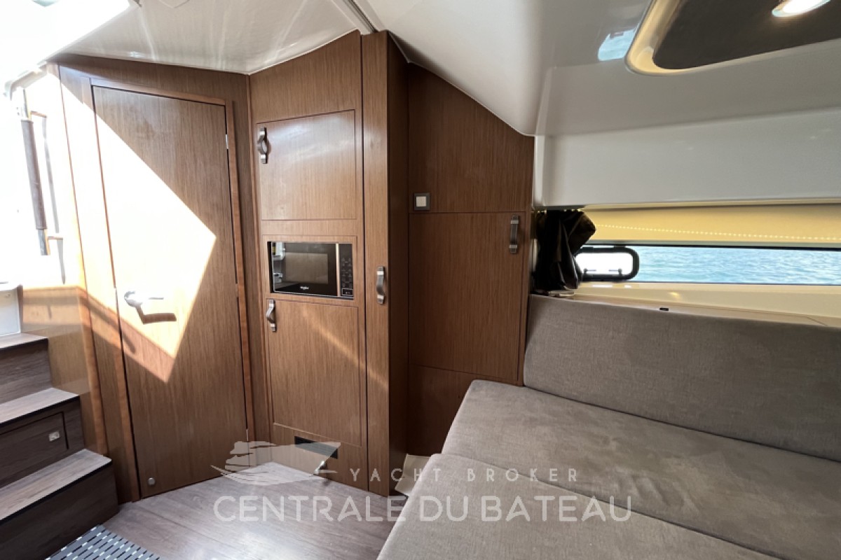 BENETEAU - GT 32 - thumbnail 21