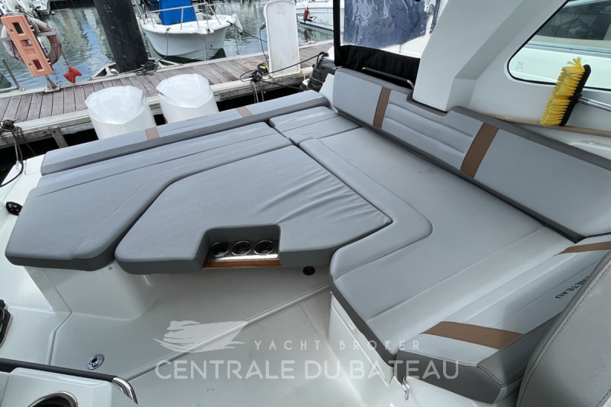 BENETEAU - GT 32 - thumbnail 23