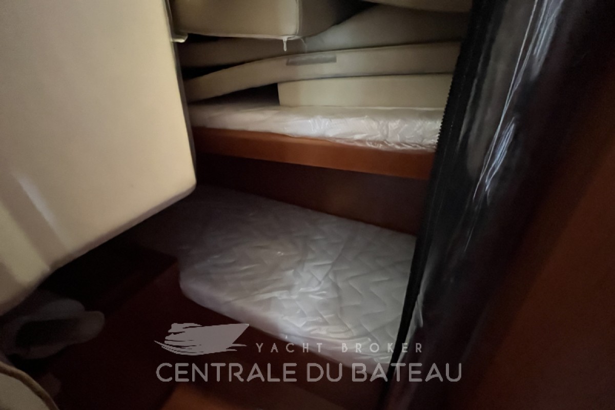 BENETEAU - ANTARES 30 - thumbnail 13