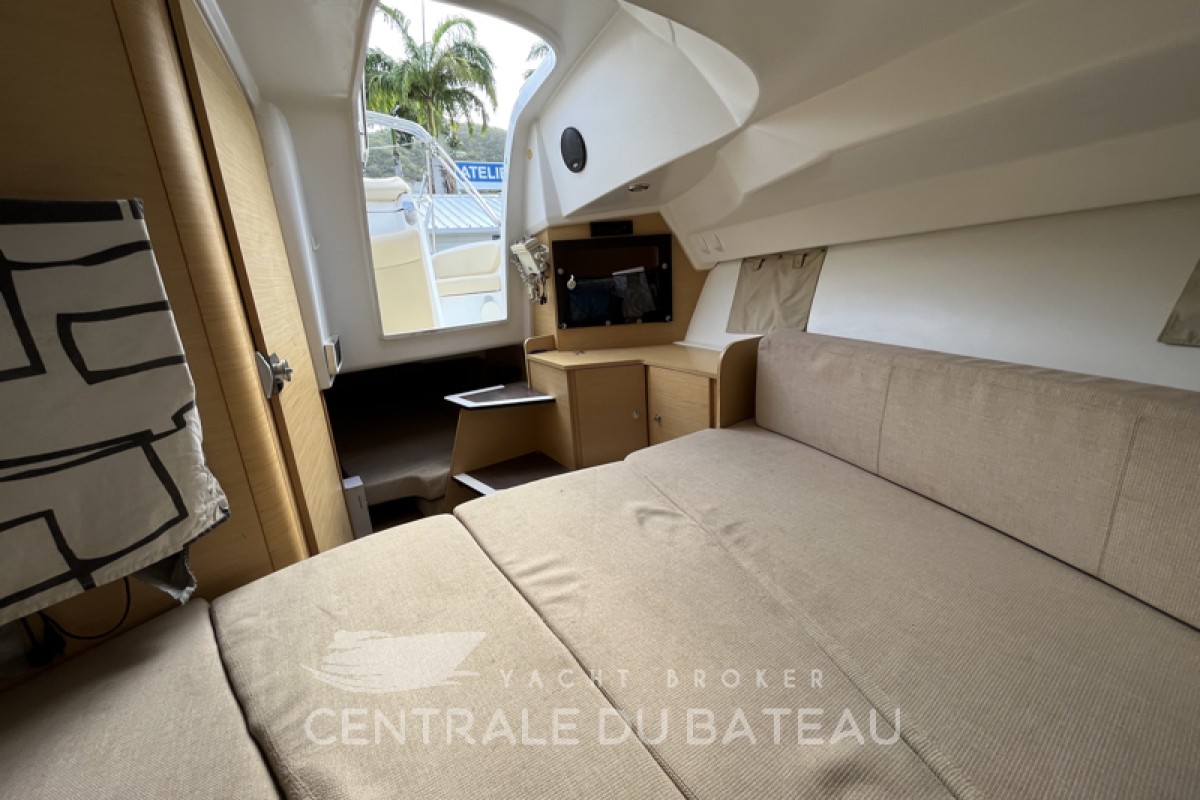 BENETEAU - FLYER 850 SD - thumbnail 12