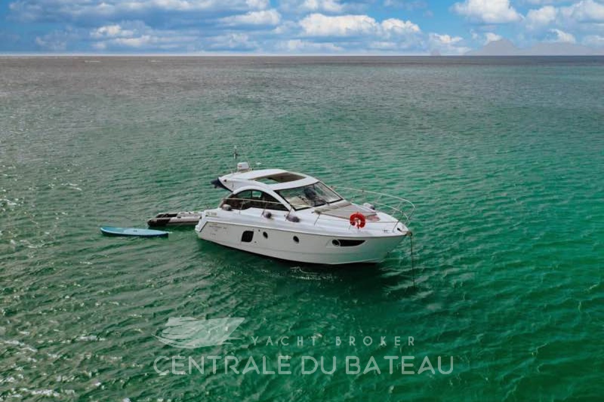 BENETEAU - FLYER 38 GT - thumbnail 0