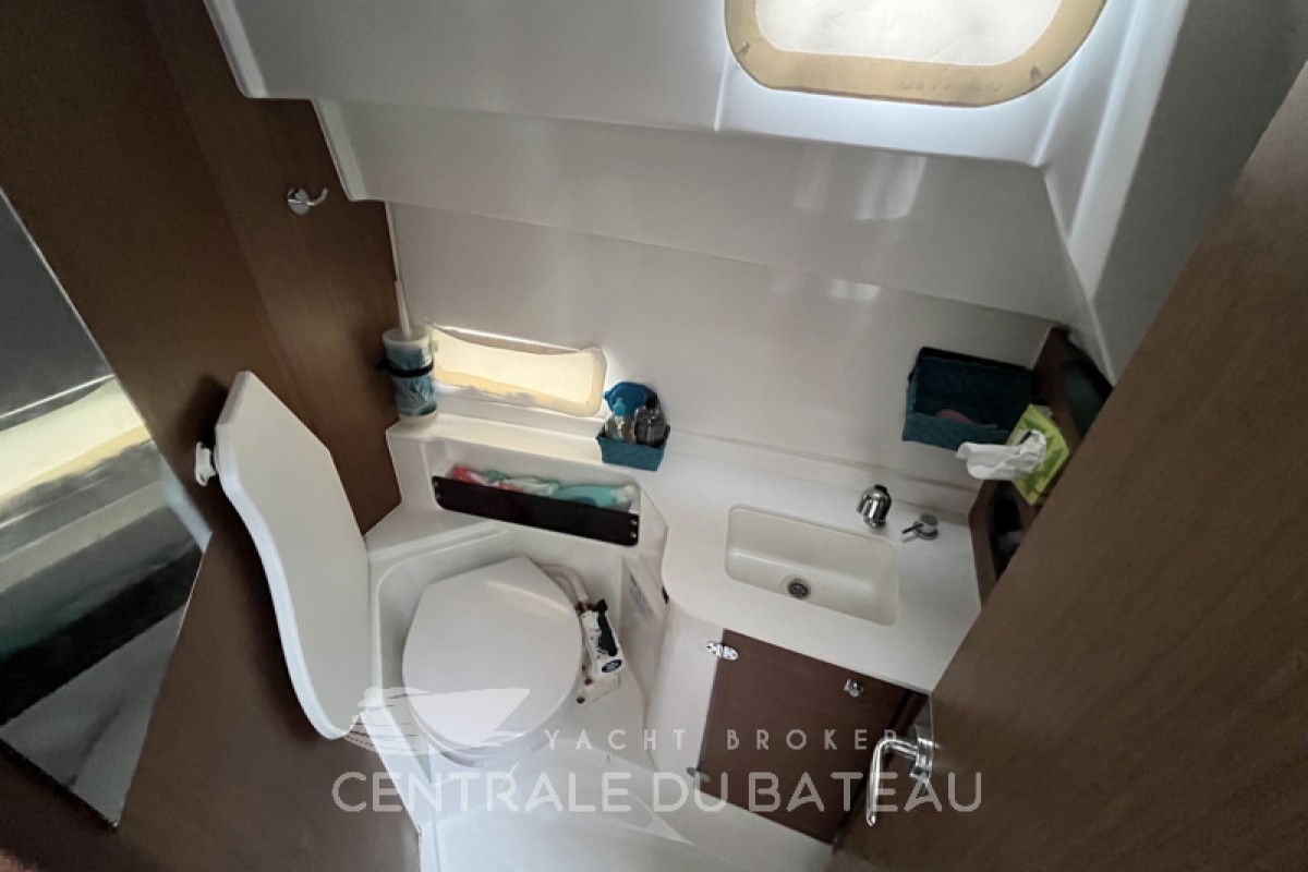 BENETEAU - ANTARES 9 OB - thumbnail 23