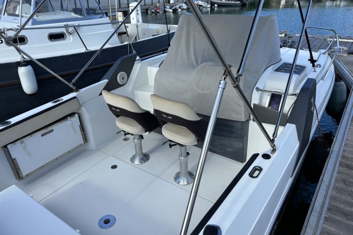 BENETEAU - FLYER 7.7 SD - thumbnail 13