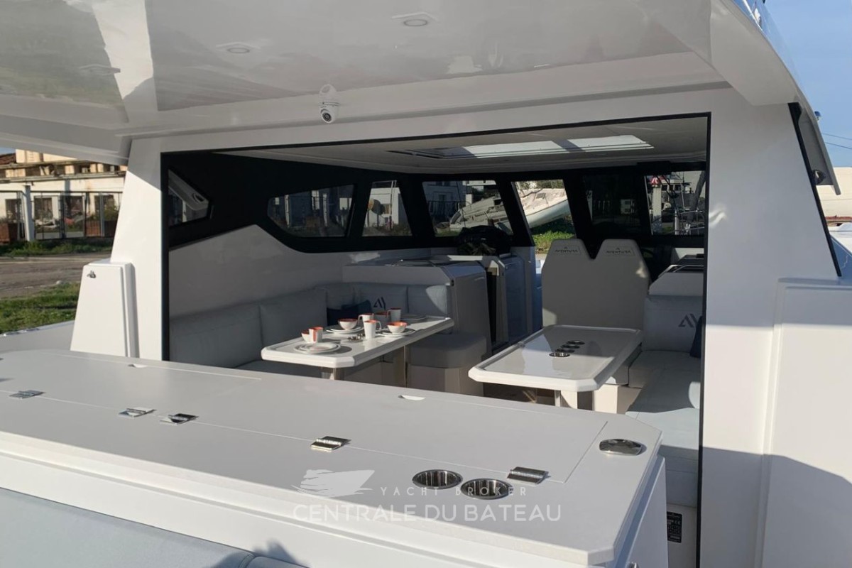 AVENTURA - 38 Sport Cruiser - thumbnail 21