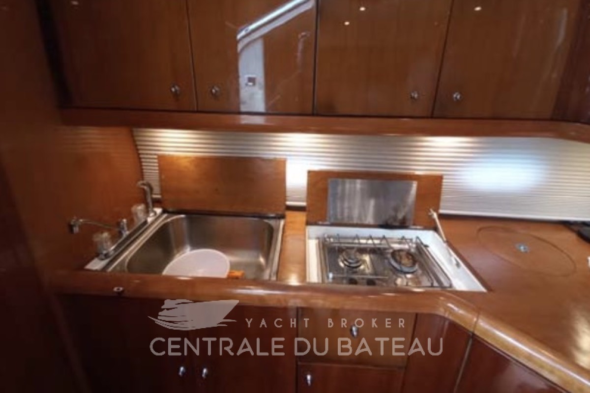 SUNSEEKER - PORTOFINO 46 - thumbnail 14