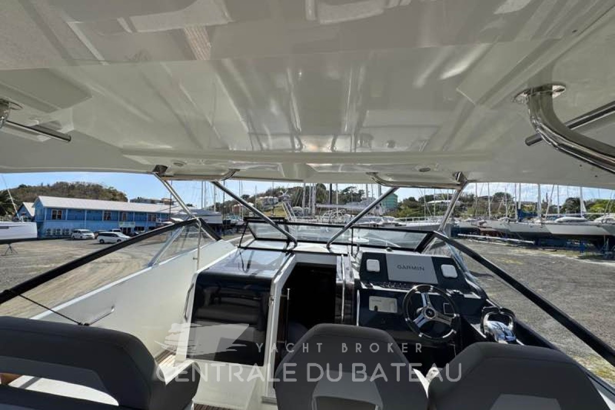 BENETEAU - FLYER 10 - thumbnail 4