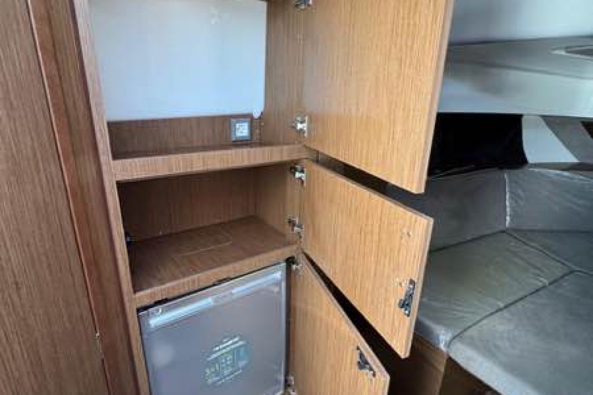 BENETEAU - FLYER 10 - thumbnail 12