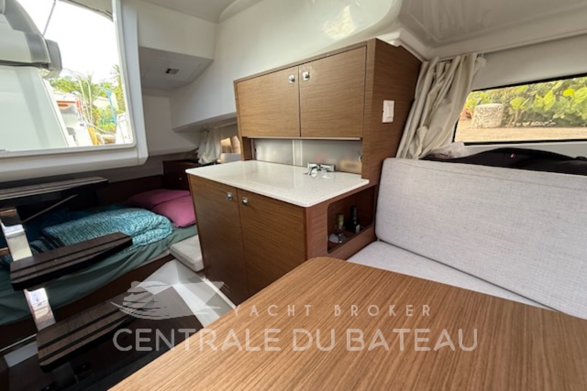 JEANNEAU - CAP CAMARAT 9.0WA - thumbnail 13