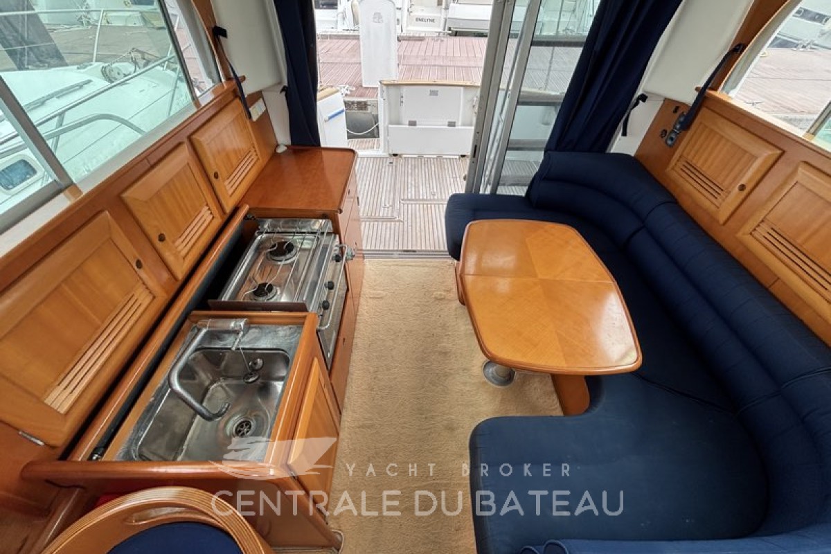 BENETEAU - ANTARES 10.80 - thumbnail 10