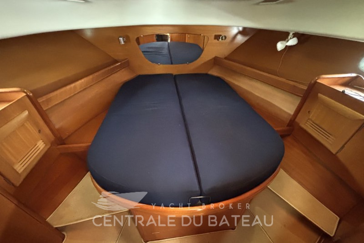 BENETEAU - ANTARES 10.80 - thumbnail 12