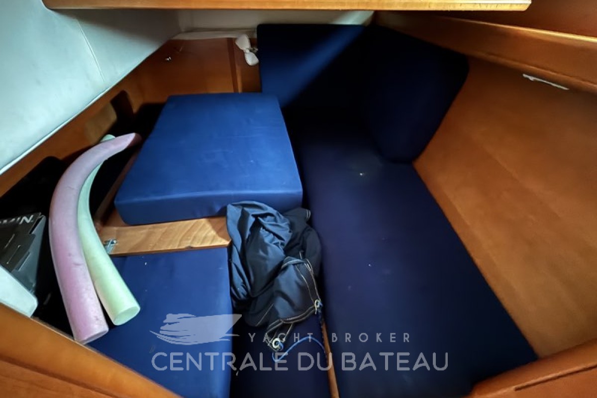 BENETEAU - ANTARES 10.80 - thumbnail 15