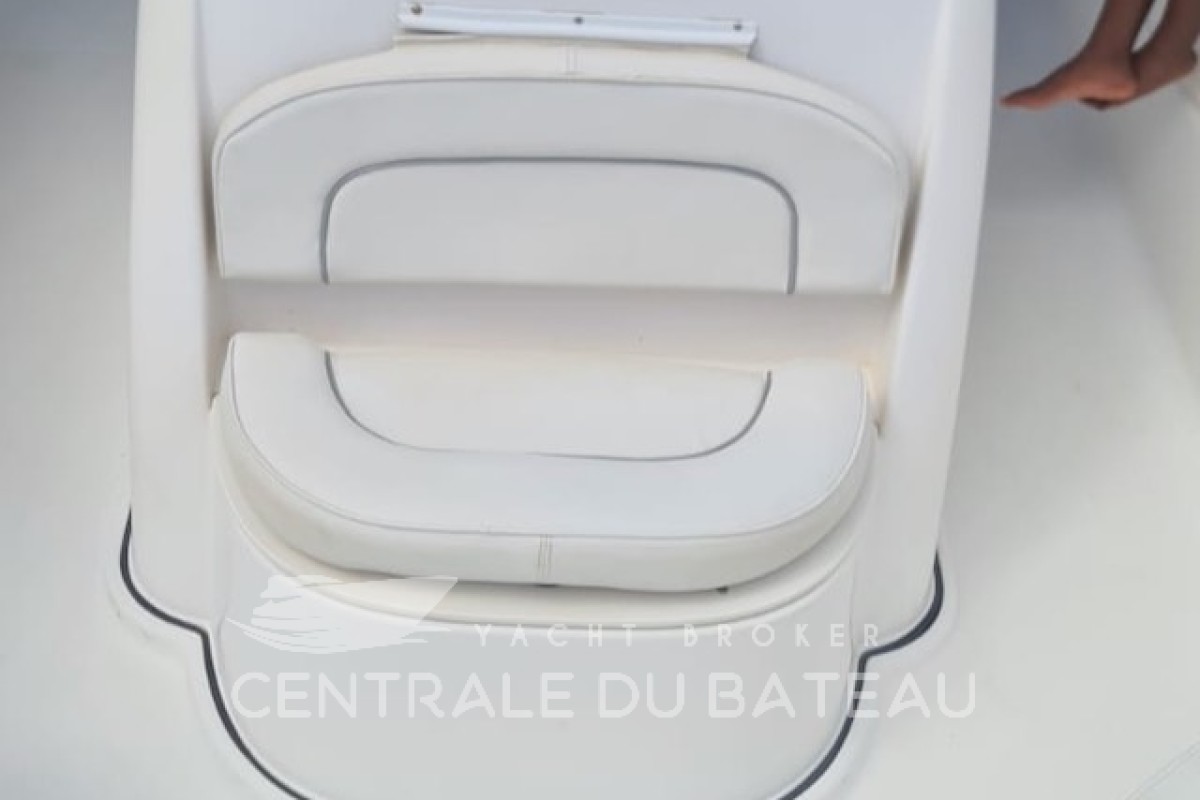WELLCRAFT - SCARAB 35 SPORT - thumbnail 8