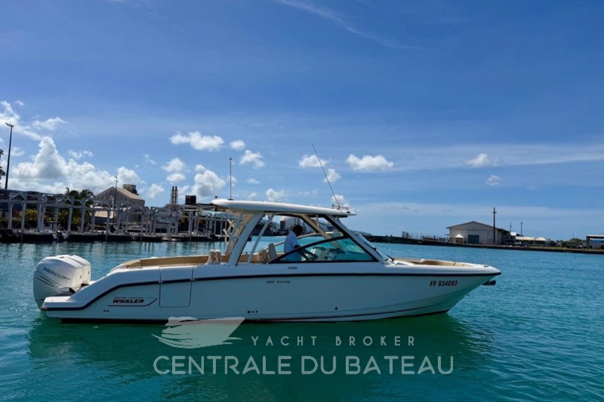 BOSTON WHALER - 320 VANTAGE - thumbnail 2