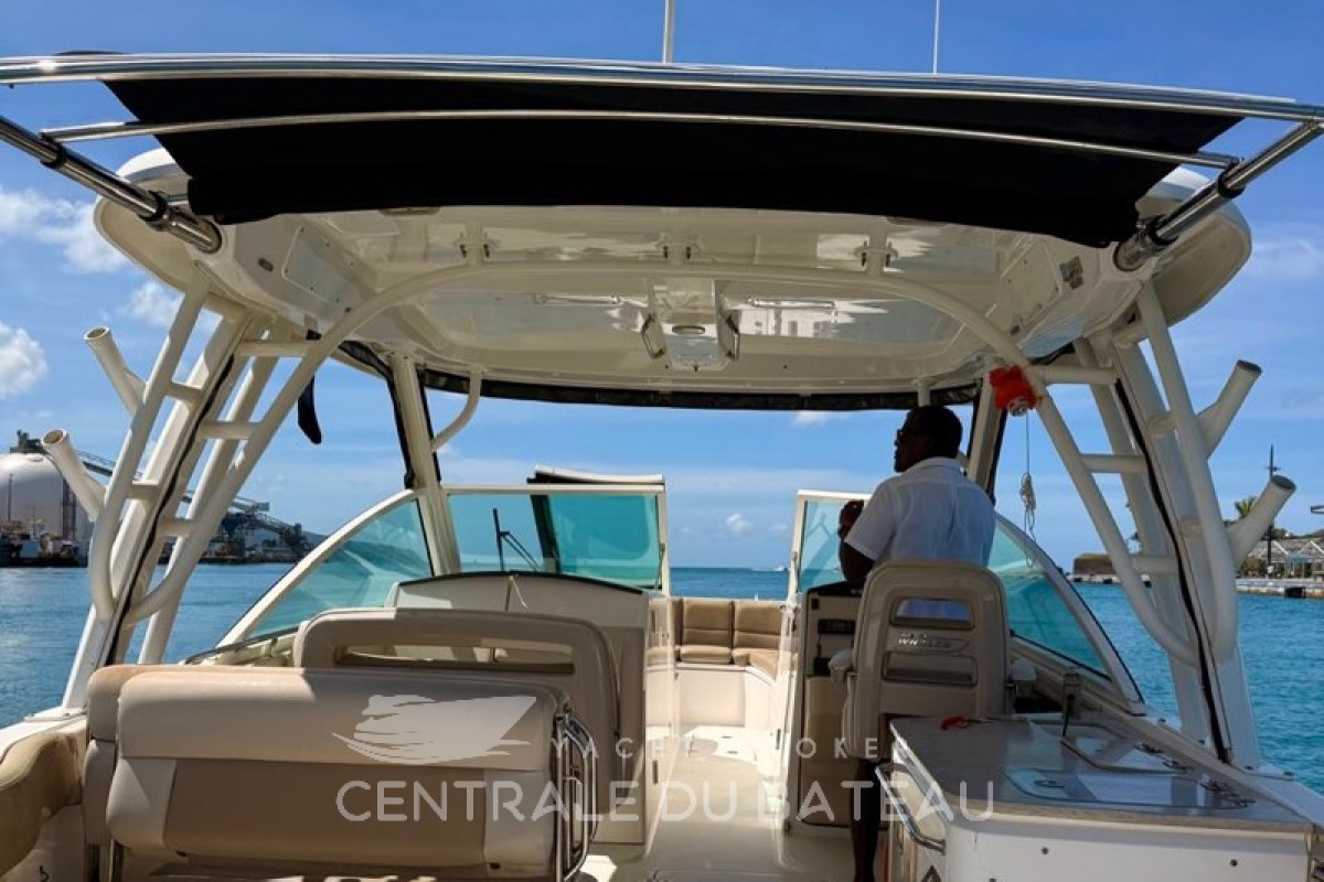 BOSTON WHALER - 320 VANTAGE - thumbnail 6