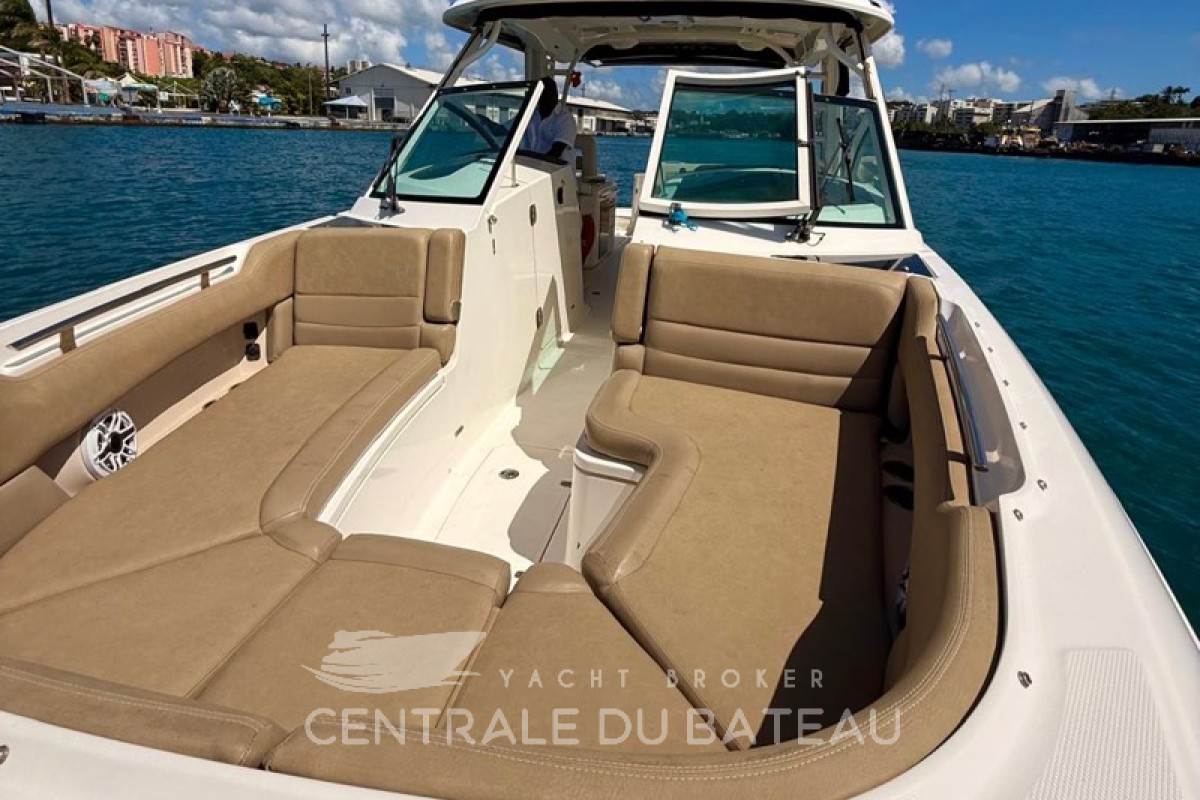 BOSTON WHALER - 320 VANTAGE - thumbnail 8