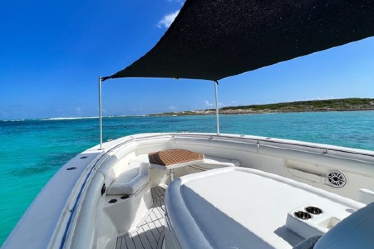 BOSTON WHALER - 370 OUTRAGE - thumbnail 10