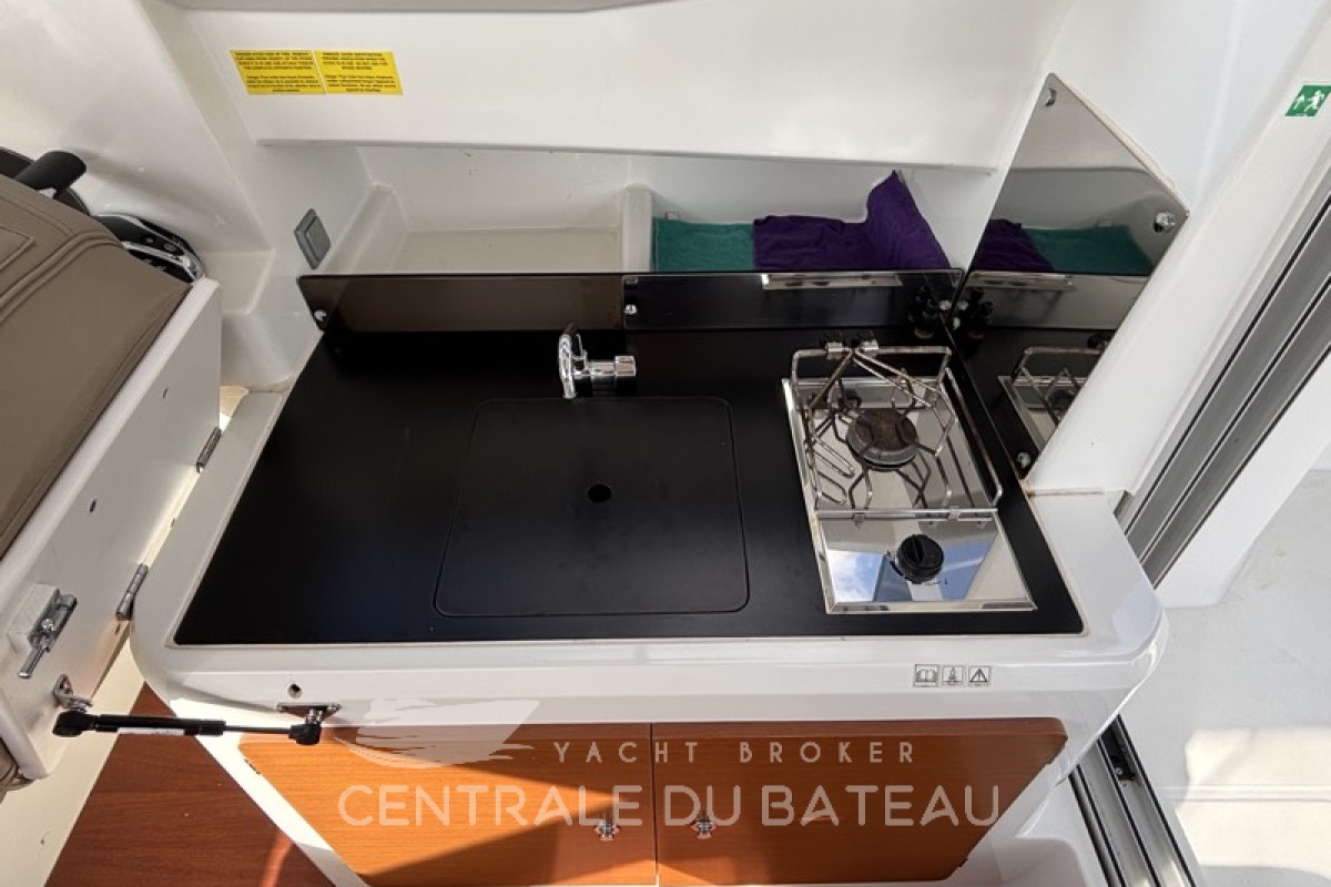 JEANNEAU - MERRY FISHER 755 - thumbnail 12