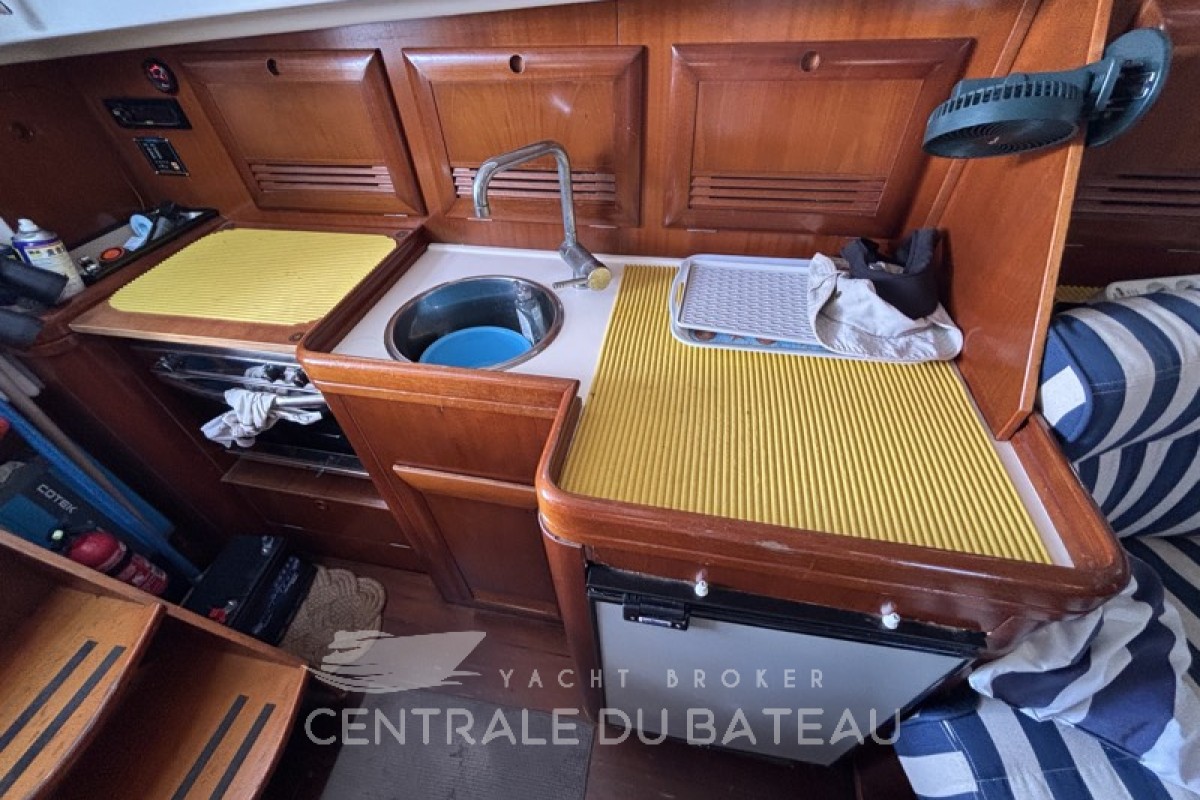 BENETEAU - OMBRINE 960 - thumbnail 16