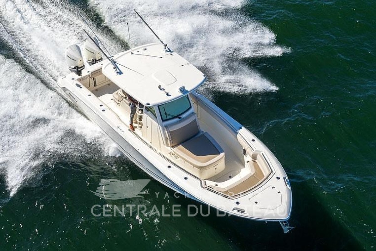 BOSTON WHALER - 330 OUTRAGE - thumbnail 1