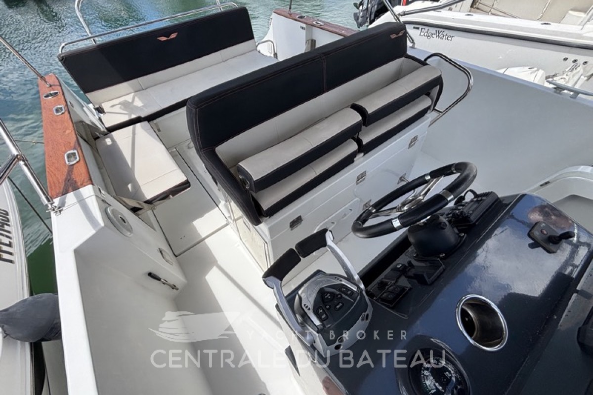 BENETEAU - FLYER 8.8 - thumbnail 4