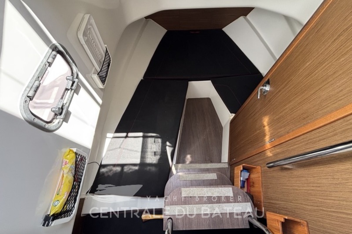 BENETEAU - FLYER 8.8 - thumbnail 20