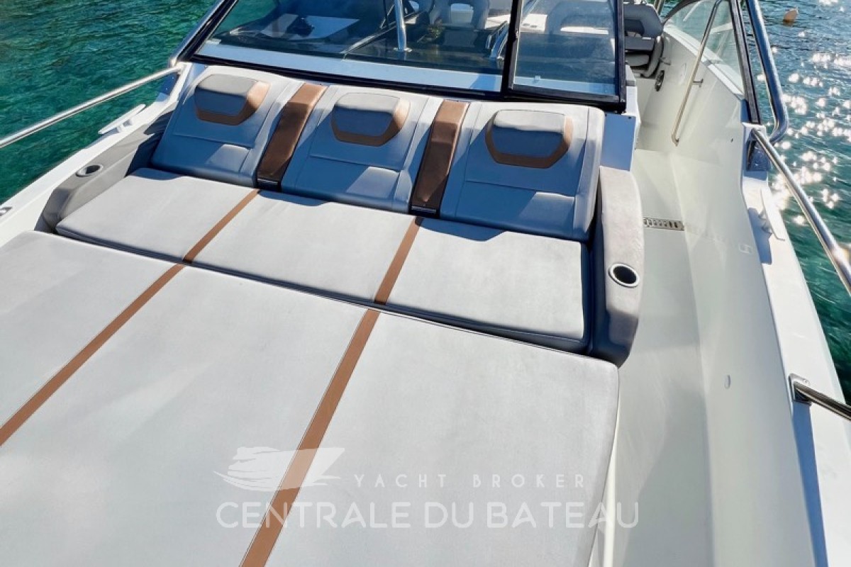 BENETEAU - FLYER 10 - thumbnail 5