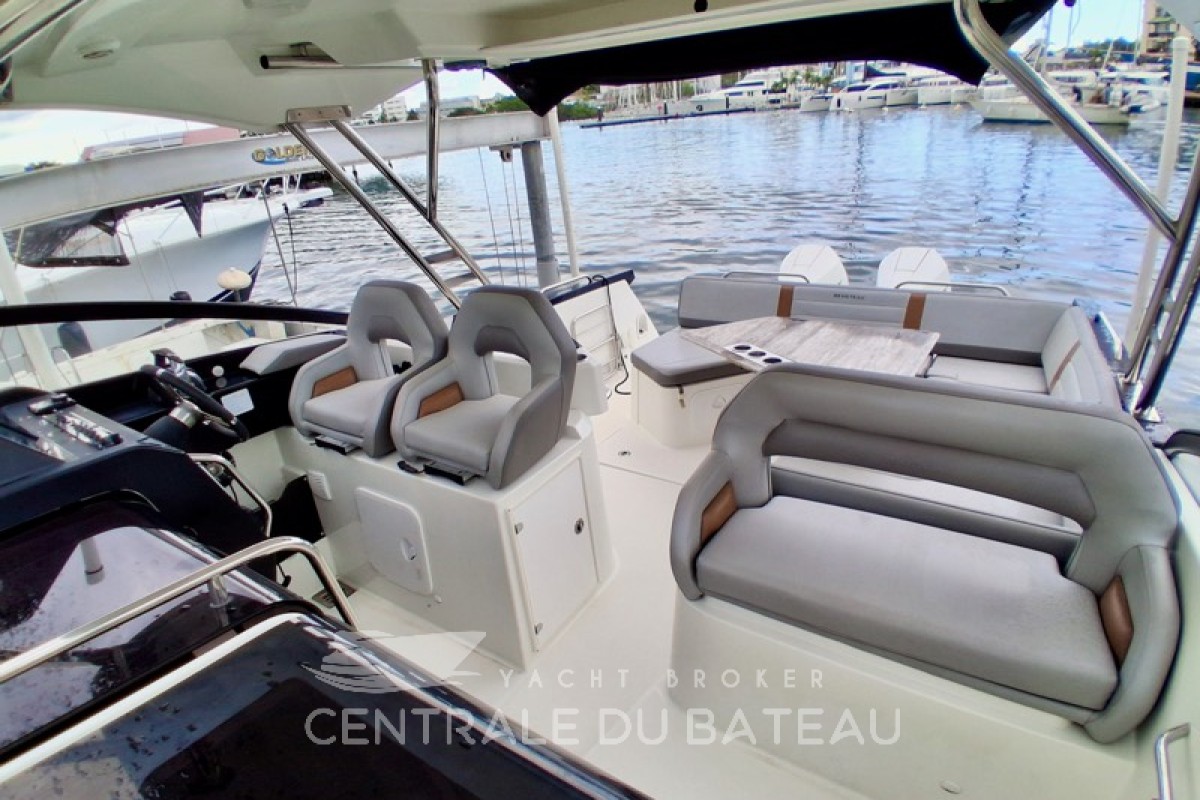 BENETEAU - FLYER 10 - thumbnail 7