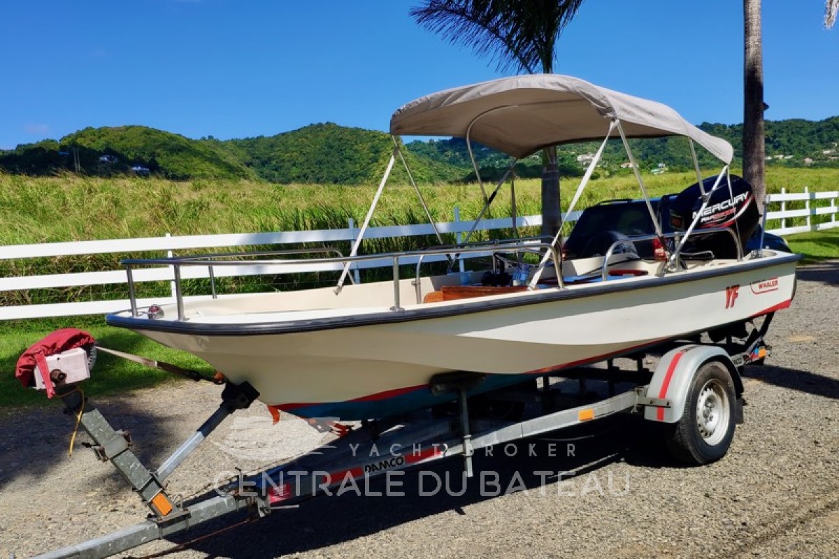 Boston Whaler 15 d'occasion à vendre en Martinique - Centrale du Bateau