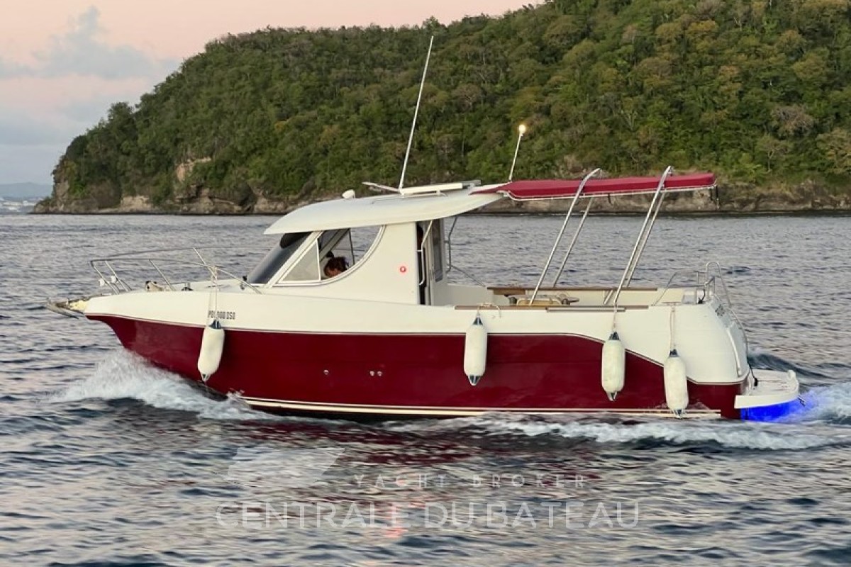 Arvor 250 AS en navigation, bateau à vendre en Martinique - Centrale du Bateau