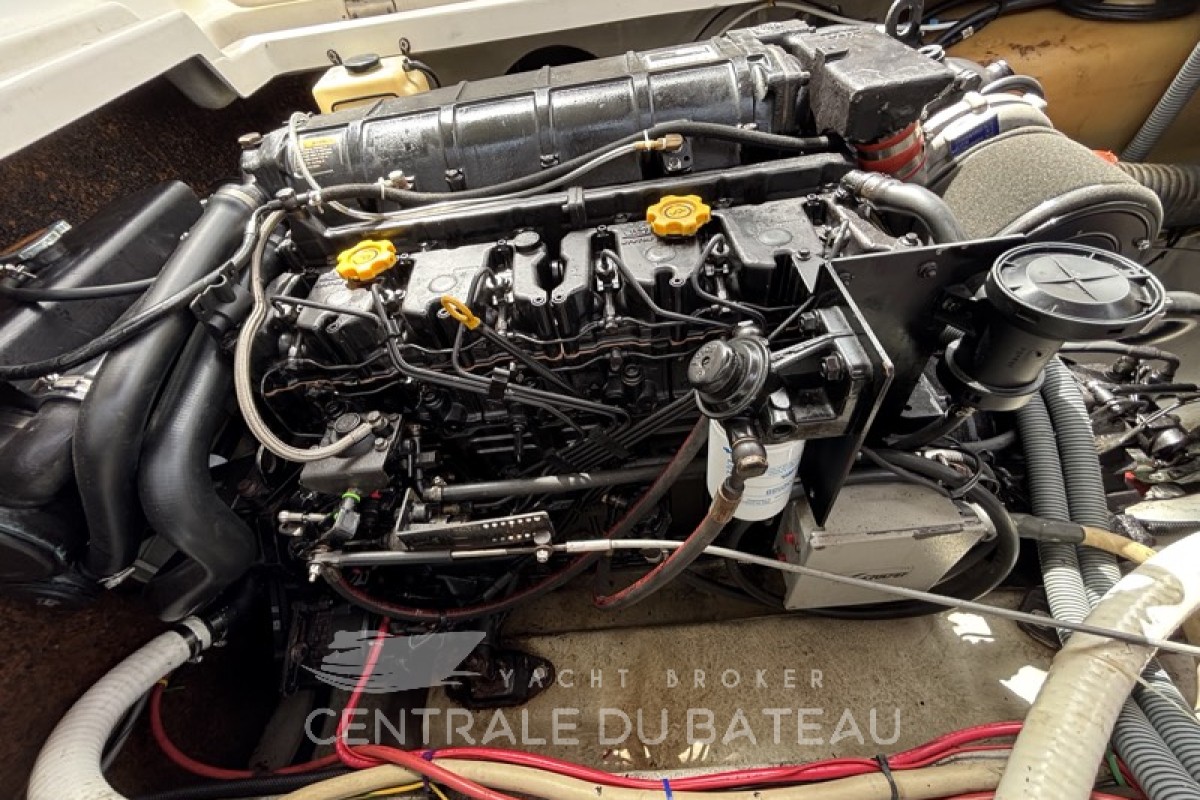 Moteur Cummins Arvor 250 AS - Centrale du Bateau