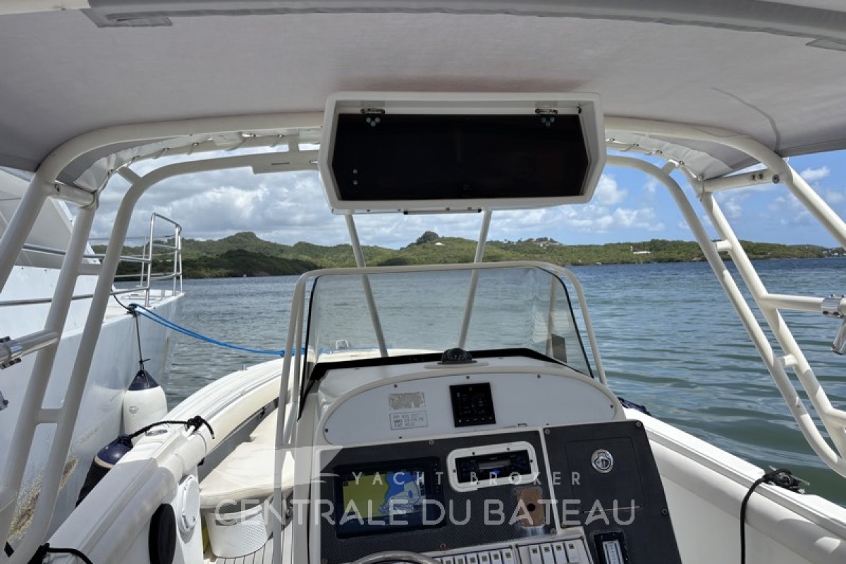 T-Top Wellcraft Scarab 32 - Centrale du Bateau