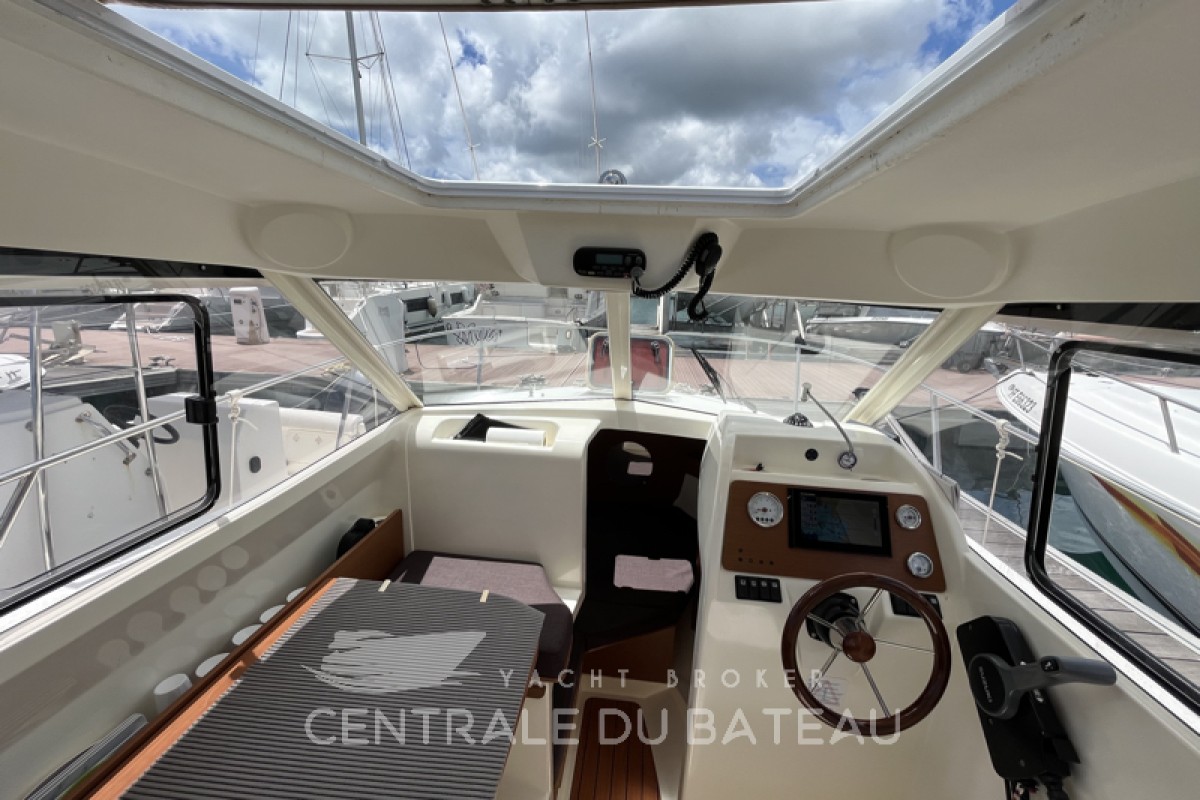 JEANNEAU - MERRY FISHER 725 - thumbnail 8