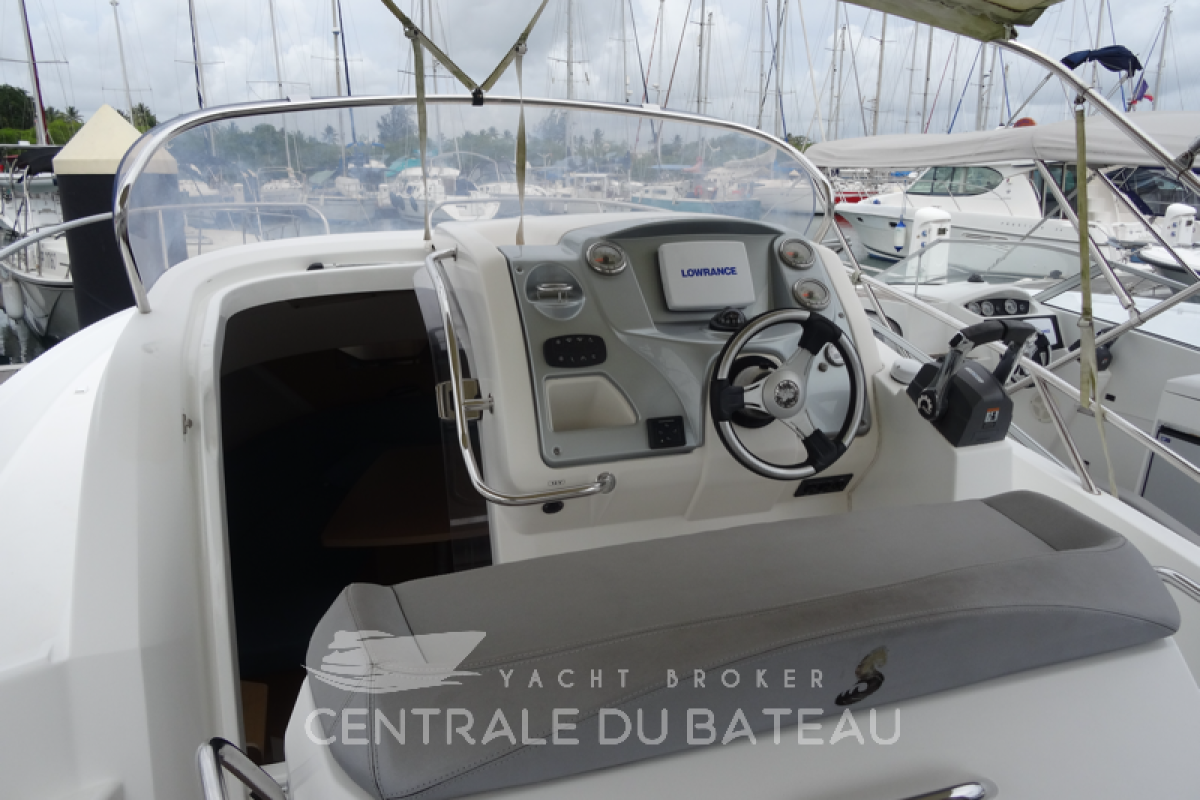 BENETEAU - FLYER 850 SUNDECK - thumbnail 2