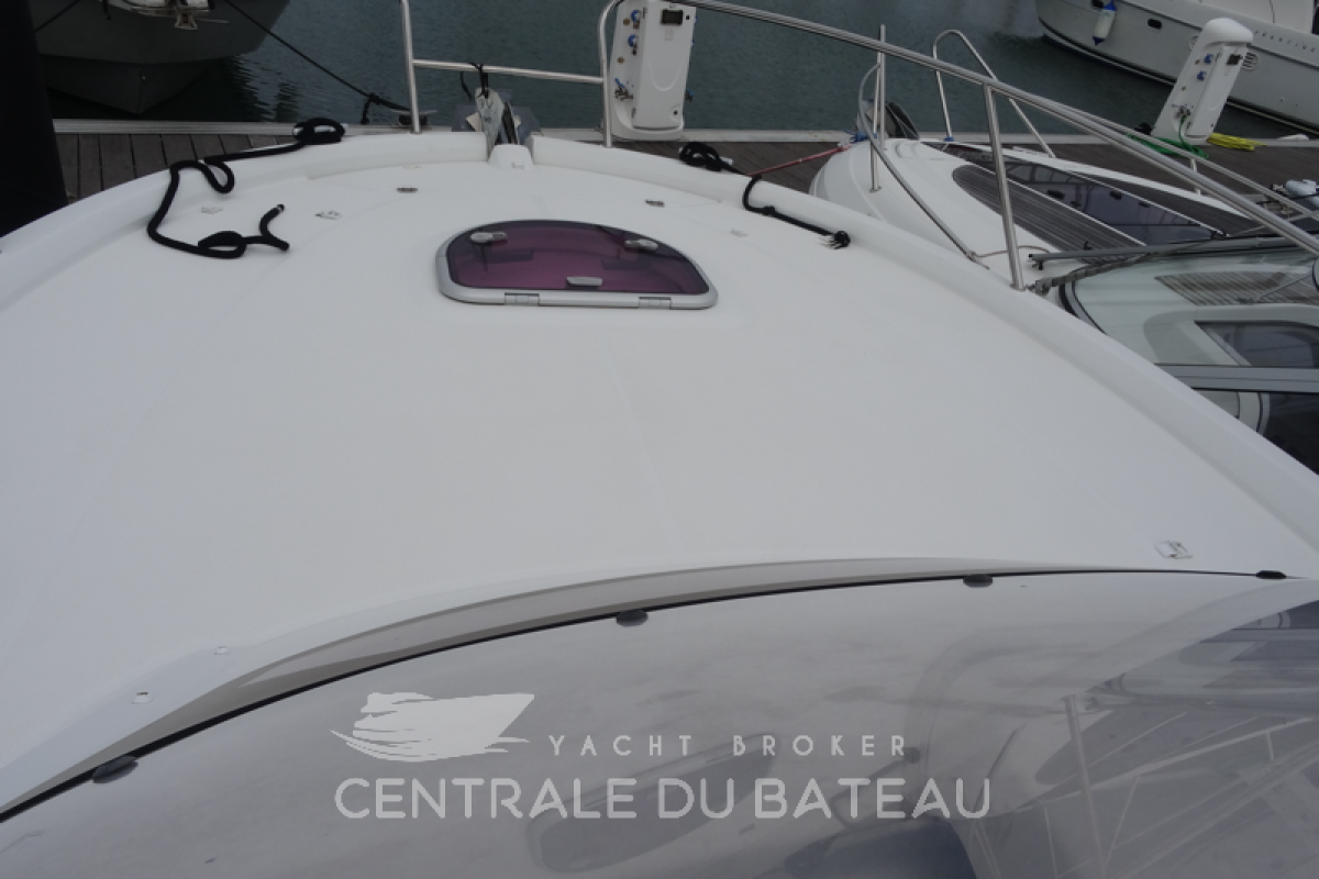 BENETEAU - FLYER 850 SUNDECK - thumbnail 8