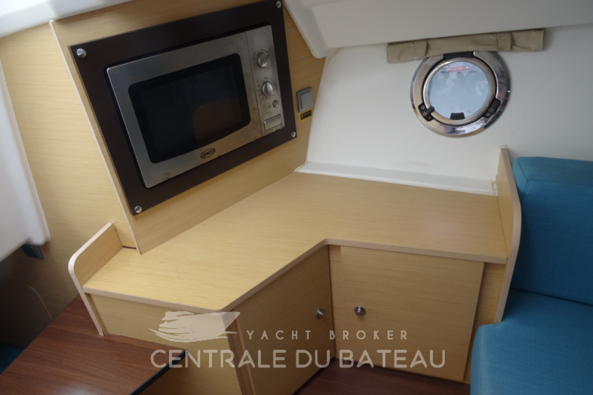 BENETEAU - FLYER 850 SUNDECK - thumbnail 12