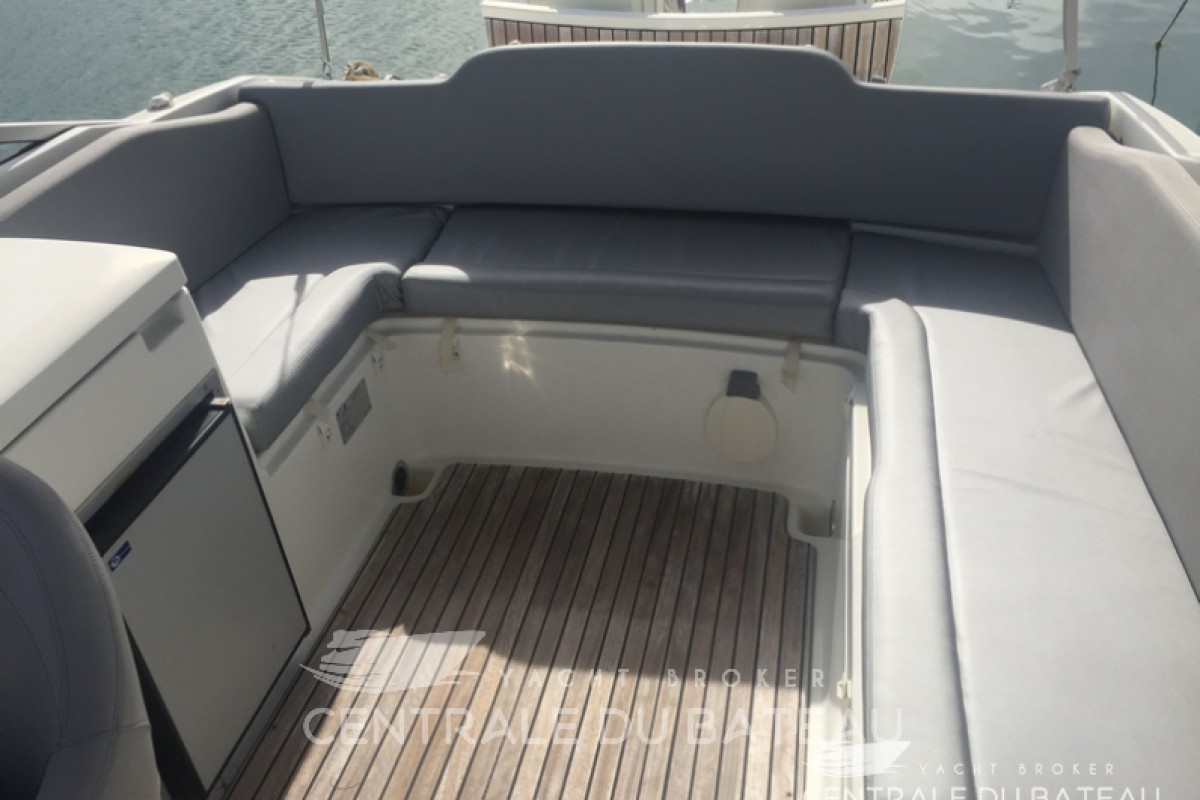 BENETEAU - FLYER 750 CABRIO - thumbnail 4